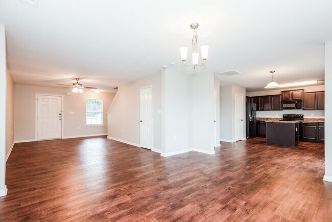 Foto del edificio - 4905 Broad Leaf Ct