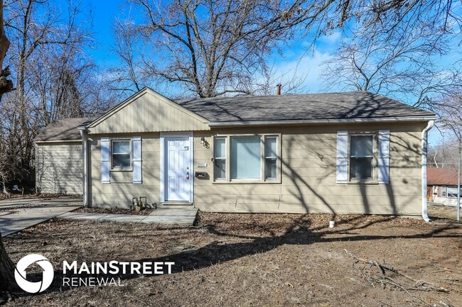 Building Photo - 10000 Drury Ave