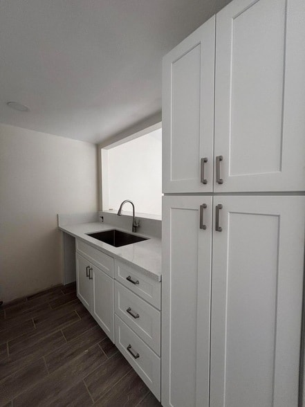 Building Photo - 74800 Sheryl Ave