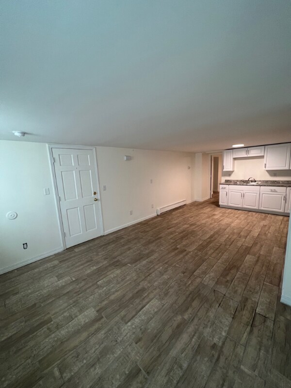 200 N Pearl St Unit Basement, Albany, NY 12207 Room for Rent in