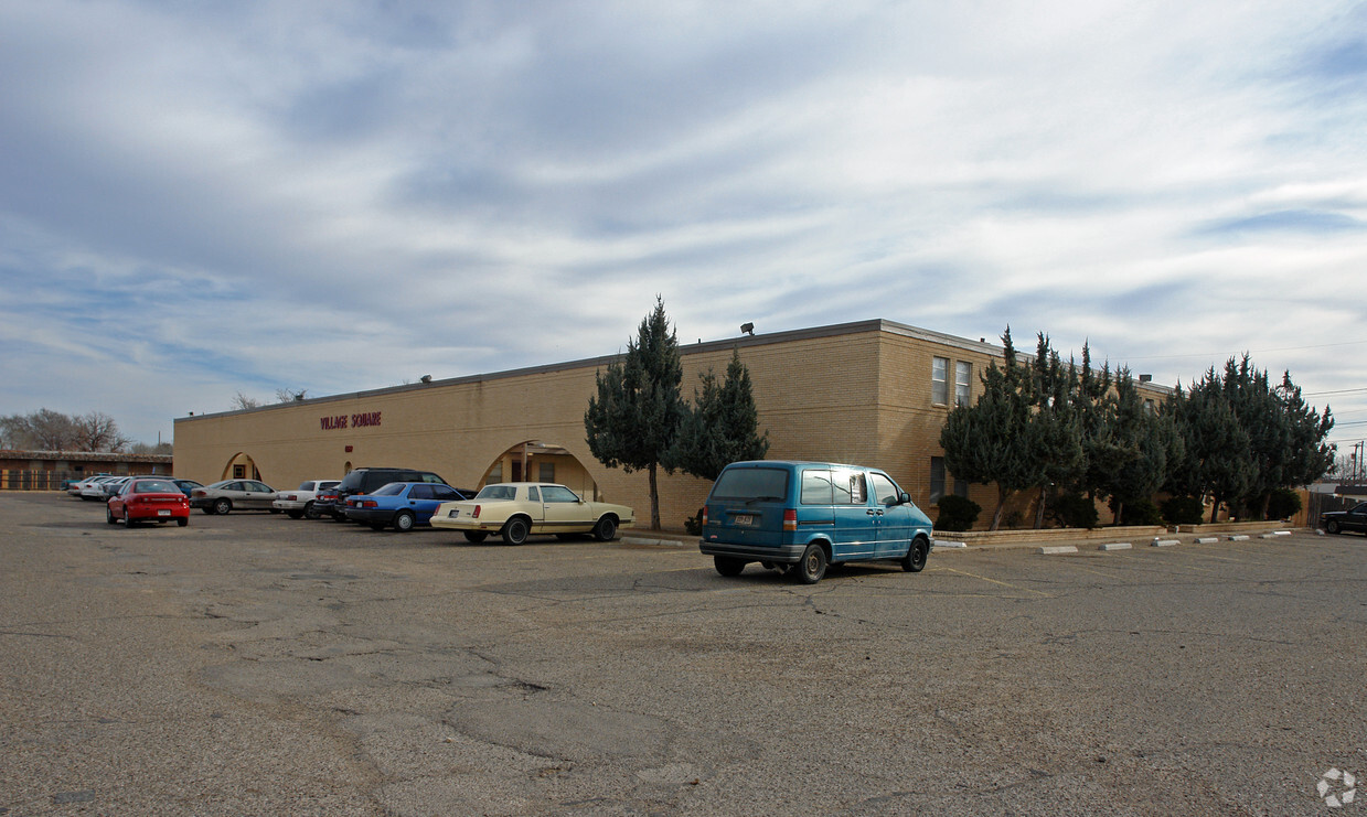 Building Photo - Village Square