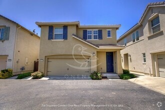 Building Photo - 902 Equinox Loop