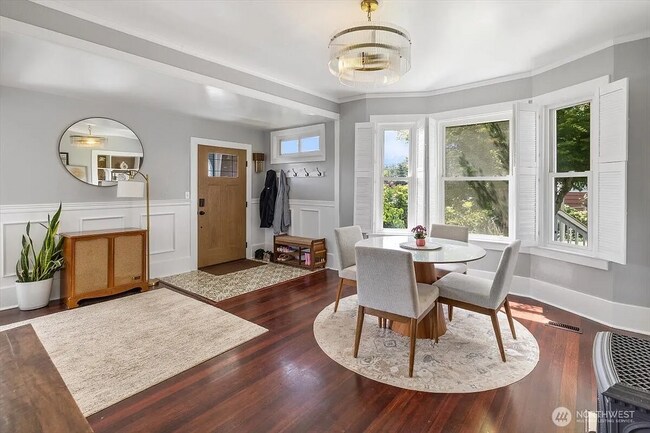 entrada principal - 3311 25th Ave S