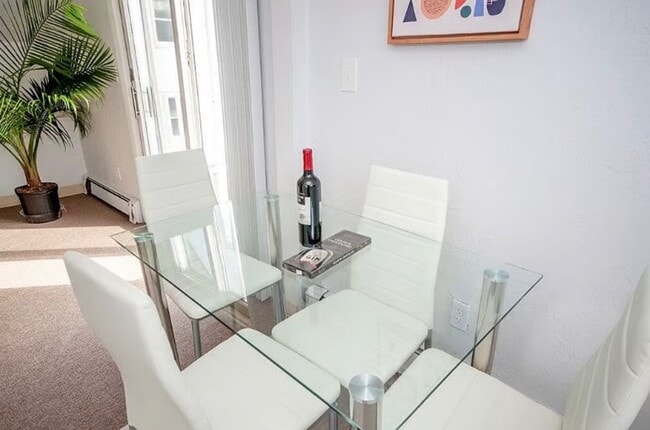 Building Photo - 243 Princeton St