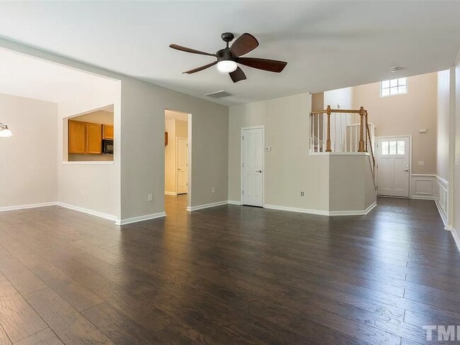 Foto del edificio - 3 Bedroom Townhome in Morrisville