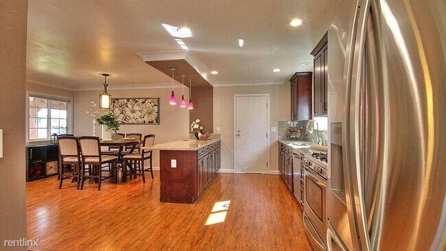 Building Photo - 39546 Plumas Ct