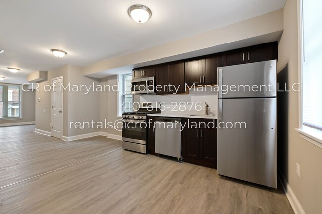 Building Photo - WAITLIST APPLICATIONS ONLY