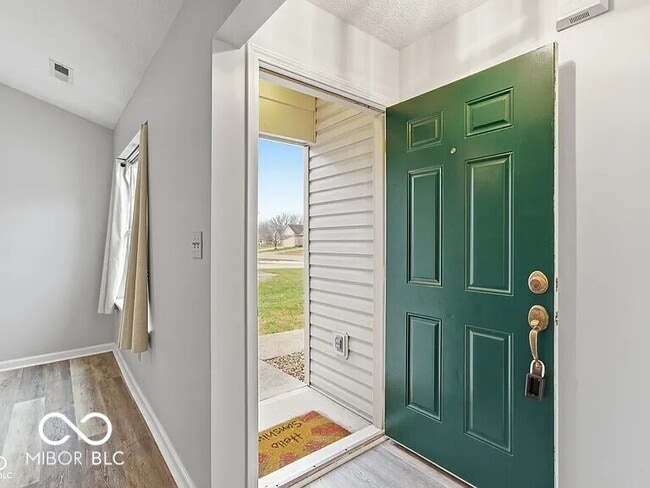 Foto del edificio - 1217 Whittington Dr