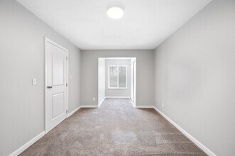 Interior Photo - 8Ninety at Loveland