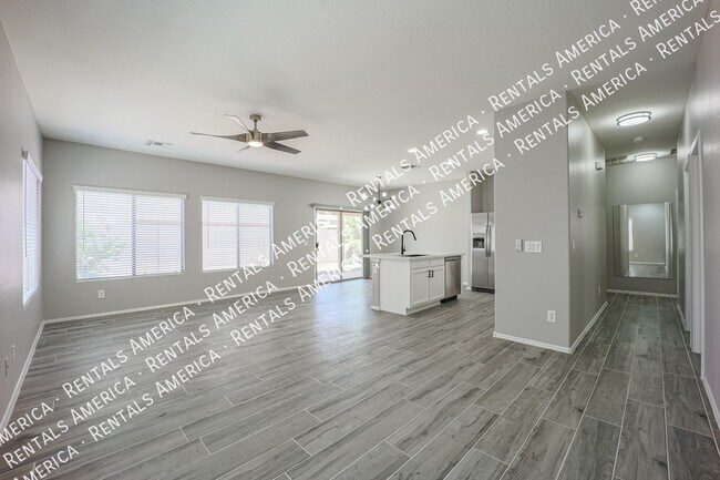 Building Photo - 2738 E Indian Wells Pl