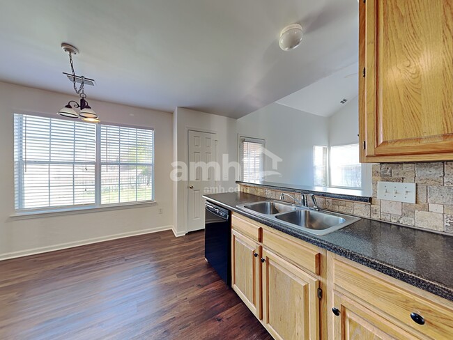 Foto del edificio - 4 Cherrystone Ct