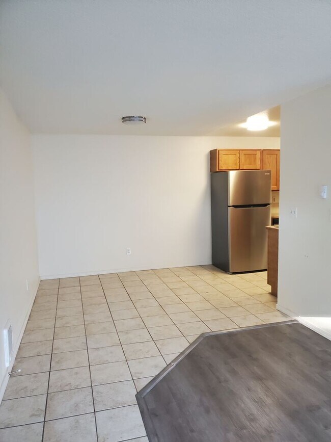 Foto del edificio - 3 Bedroom Duplex in Olympia
