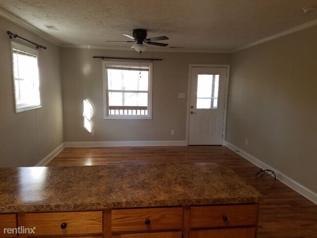 Foto del edificio - 2 br, 2 bath House - 3798 Buck Point Rd