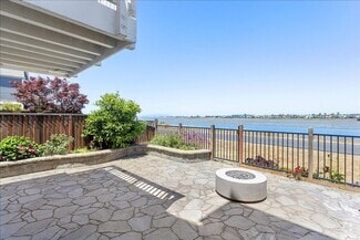 Building Photo - 53 Bay Park Terrace
