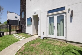 Building Photo - 1613 Wheeler Ave