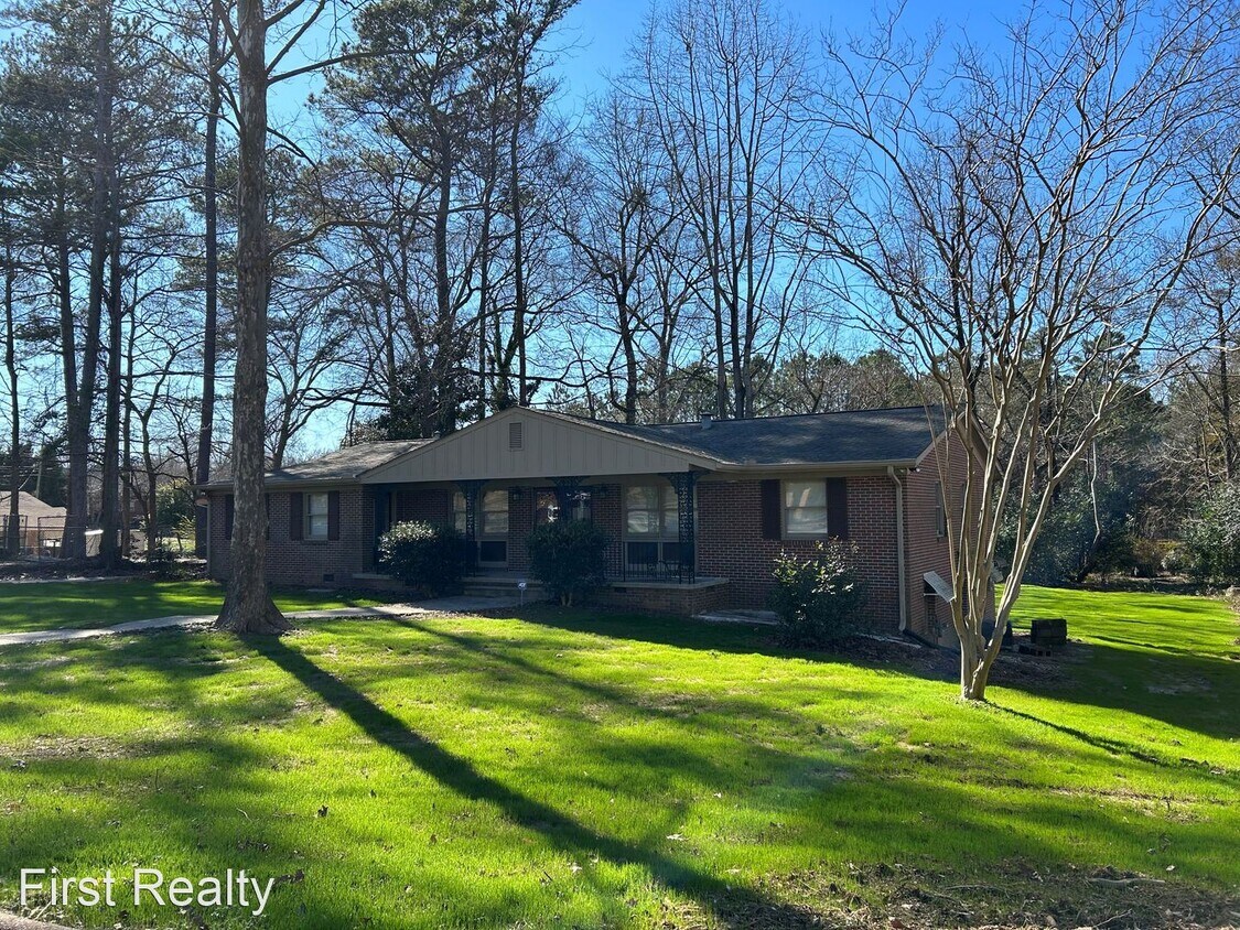 132 S Brookwood Dr, Auburn, AL 36830 House Rental in Auburn, AL