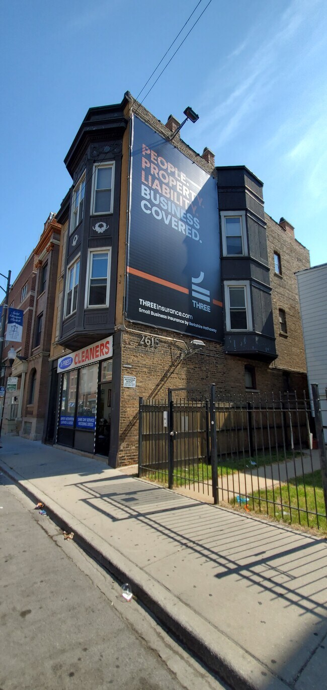 Foto del edificio - 2615 N Halsted St