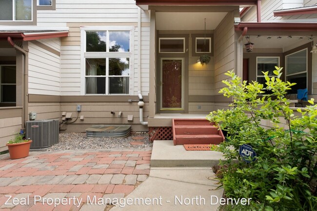 Building Photo - 4 br, 3.5 bath House - 2121 North Fork Drive