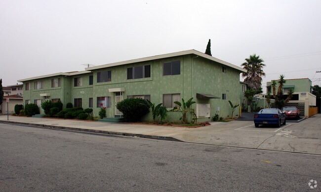Acacia Apartaments - Acacia Apartments