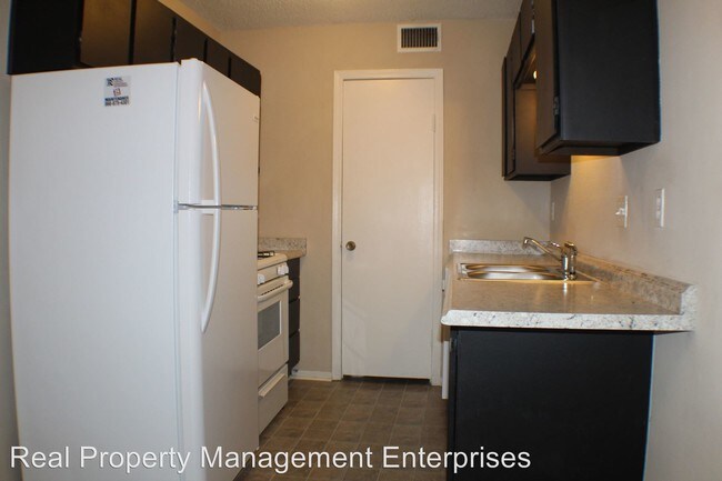 Building Photo - 4813 Kristie Dr