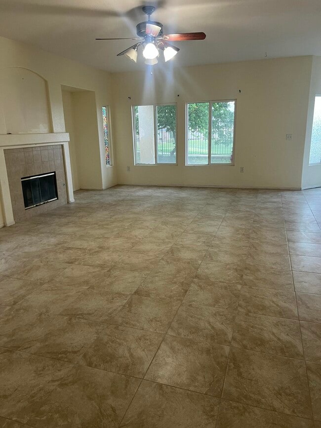 Building Photo - 4301 Bethpage Dr