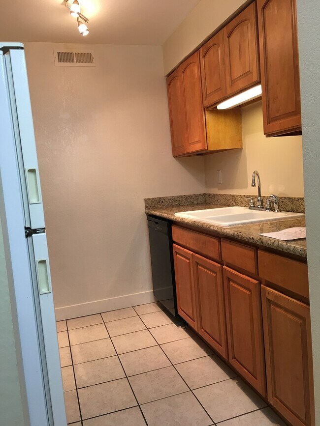 Foto del edificio - 16310 NE 12th Ct