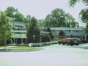 Foto del edificio - 5629 Saint Charles Rd