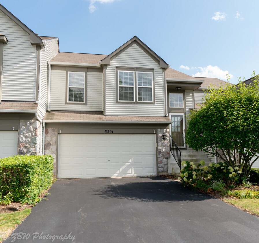 Primary Photo - 3291 Cremin Ln