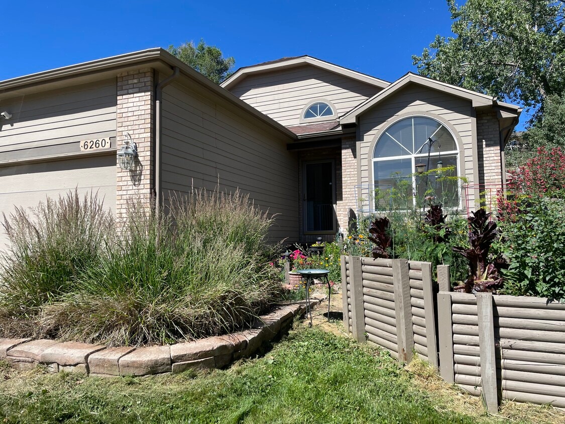 Fully furnished duplex! - 6260 Montarbor Dr