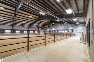 Building Photo - 1200 S Shepherd Rd