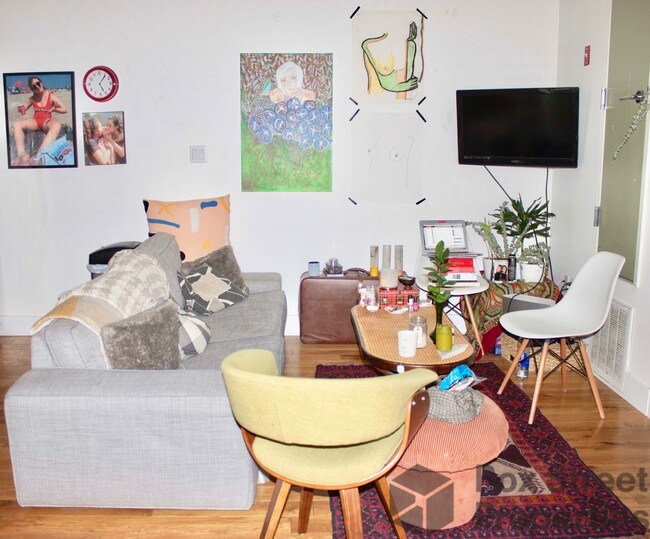 Foto del edificio - 418 Melrose St