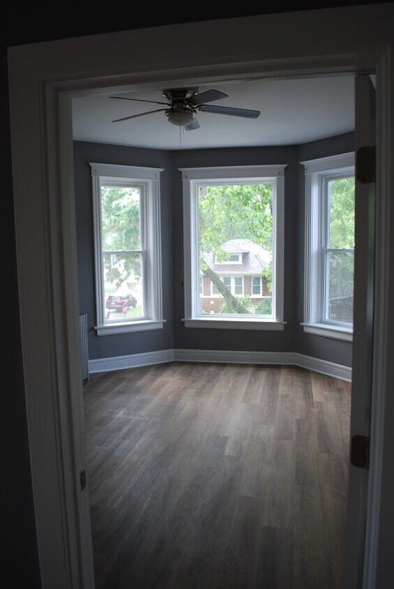 Primary Photo - 8557 S Morgan St