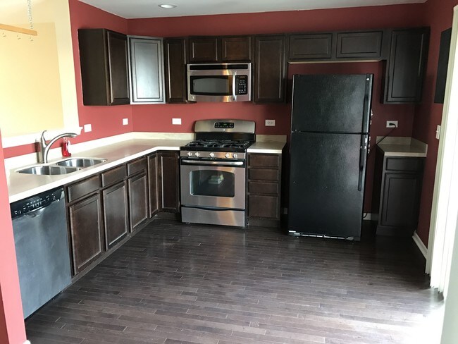 Building Photo - 580 Treble Ln