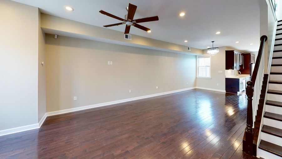 Primary Photo - Beautiful Town Home Steps from H Street! P...
