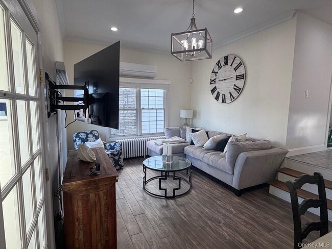 Foto del edificio - 326 E Walnut St