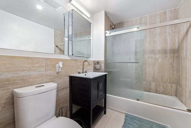 Foto del edificio - 63 West 104th Street