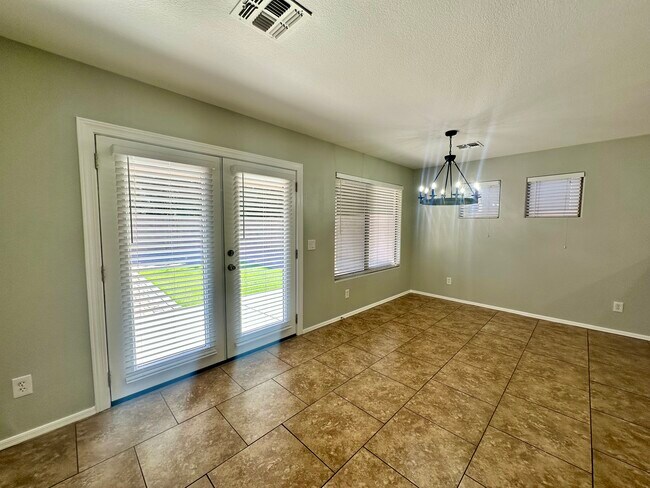 Foto del edificio - 6757 W Firebird Dr