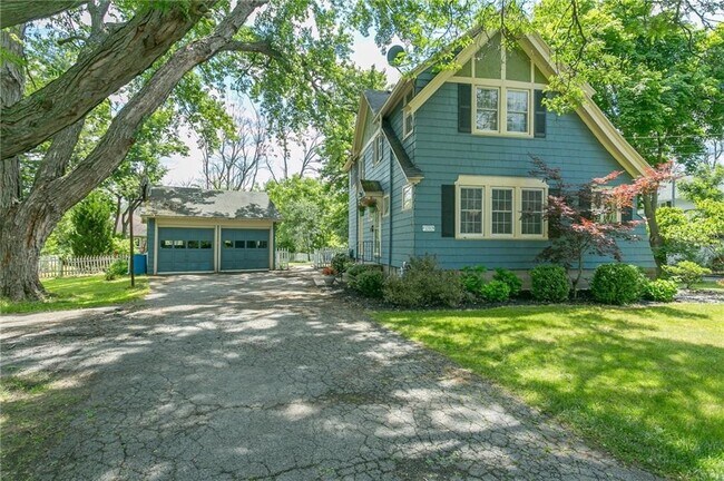 1330 S Winton Rd, Rochester, NY 14618 - House Rental in Rochester, NY