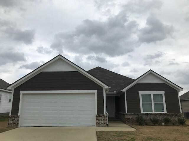 Foto principal - 10203 Maxwell Way