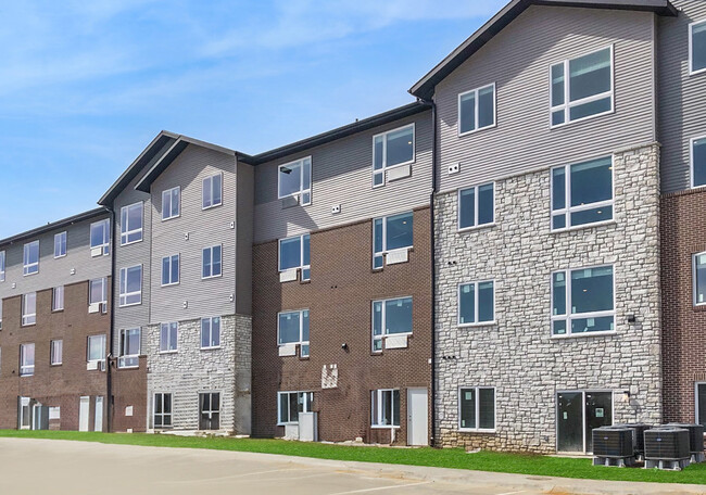 EOS 75 Apartments in Bellevue, NE - EOS 75