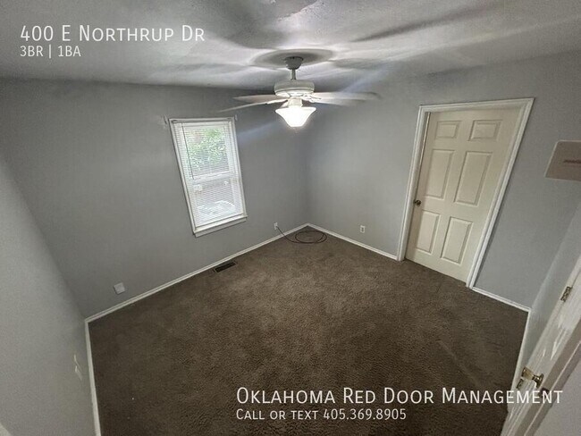 Foto del edificio - 400 E Northrup Dr