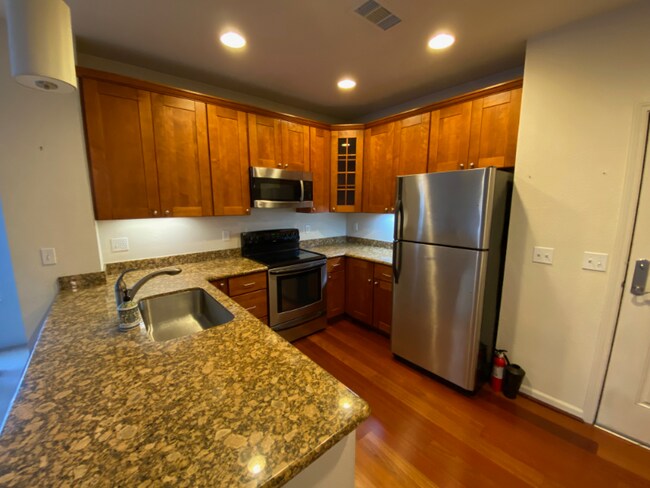 Foto del edificio - 1445 Fruitdale Ave