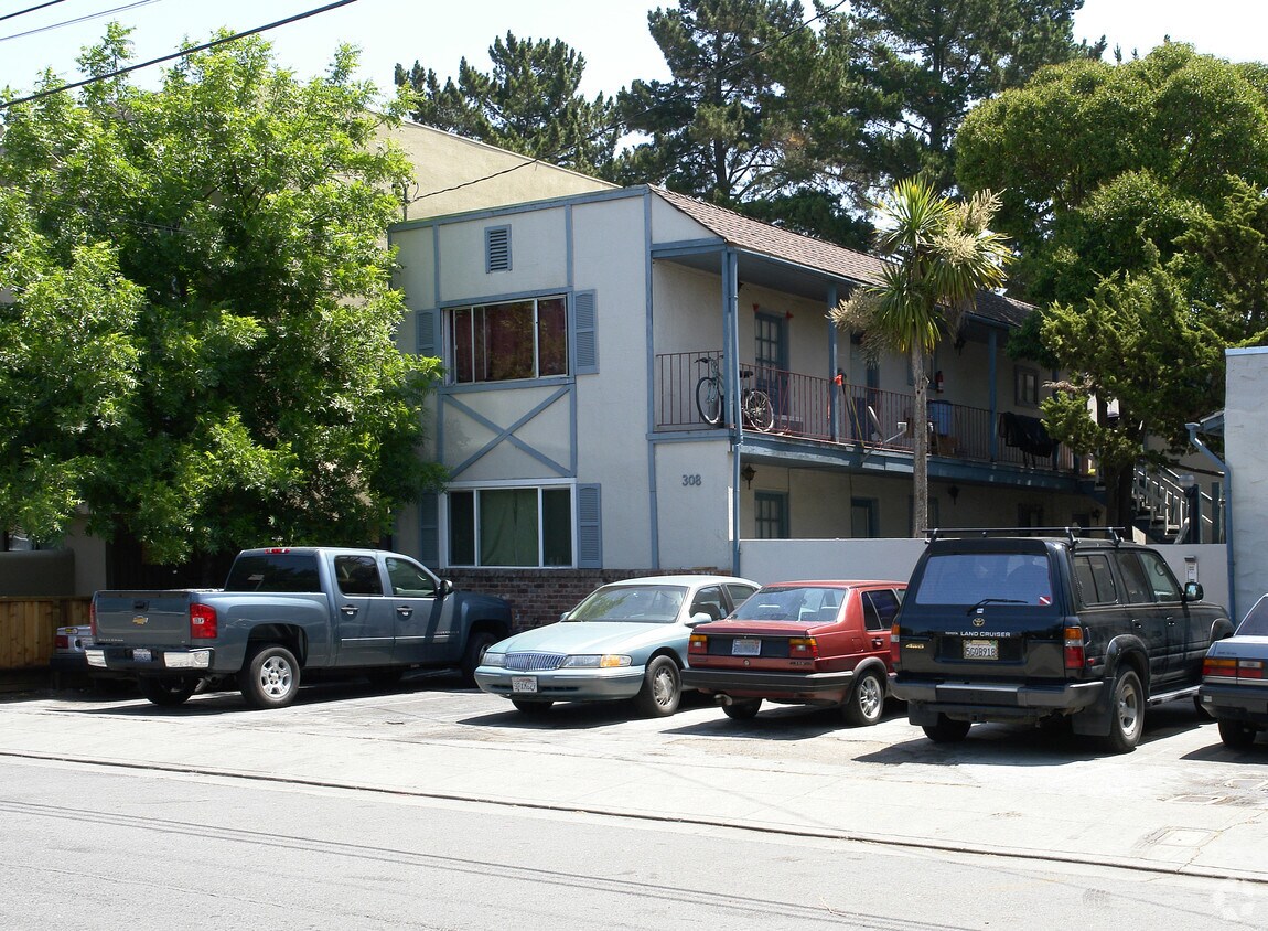 Primary Photo - 308 4th Ave