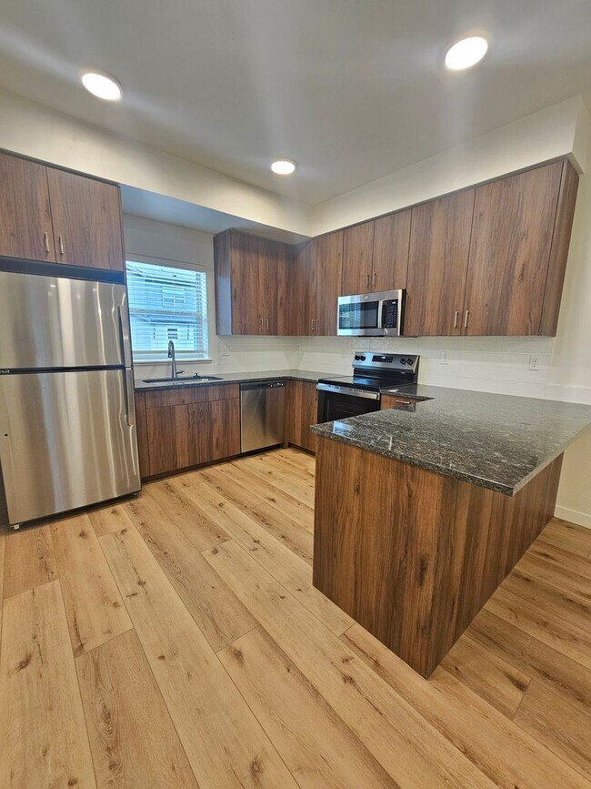 Foto del edificio - 7416 W Swain Ln