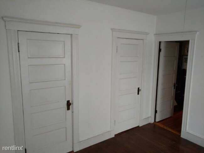 Building Photo - 2 br, 1 bath Condo - 123 Fresh Pond Pkwy