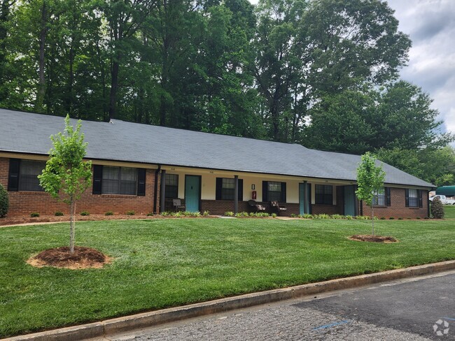 Building Photo - Park Terrace Apartment Homes