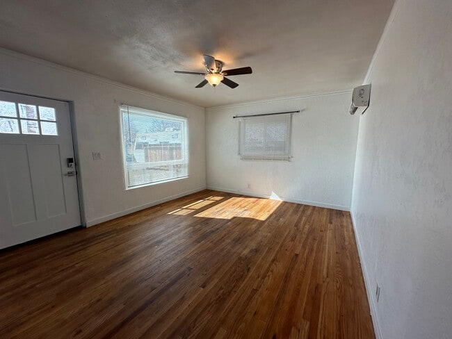 Foto del edificio - 2 Bed 1 bath