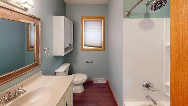 Building Photo - 1103 E Indiana Ave