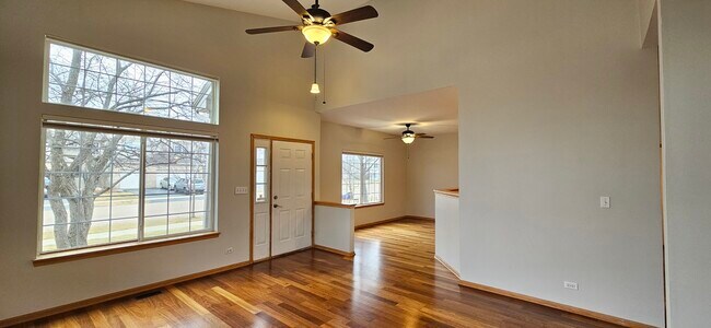 Foto del edificio - 1036 Woodview Ct