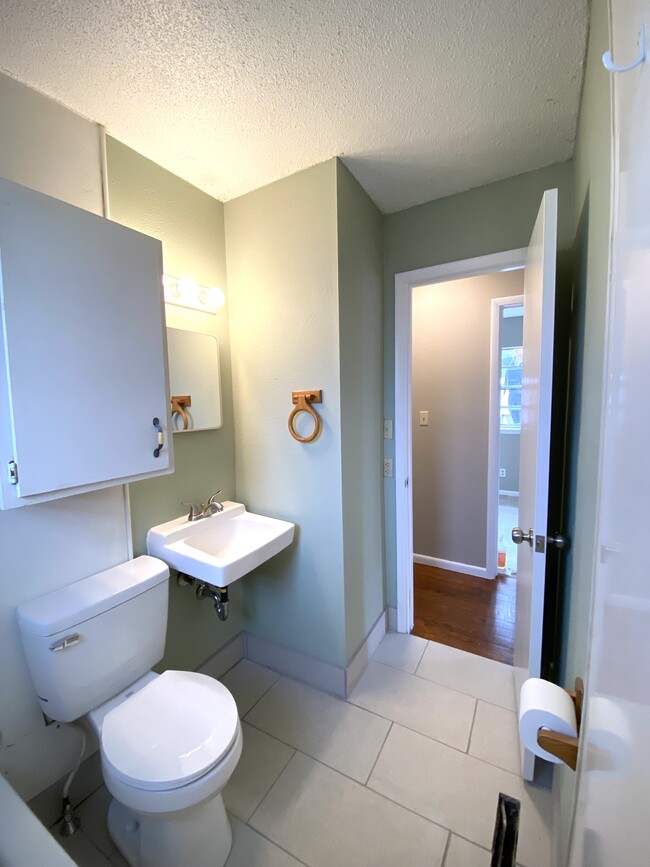 Foto del edificio - 213 E Swiss Lane Ct